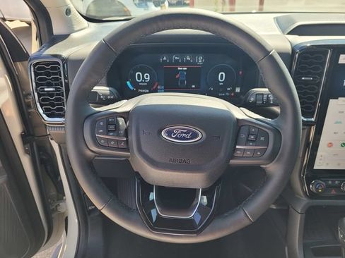 New 2026 Ford Ranger Lariat w/ FX4 Off-Road Package AWD/4WD image 9