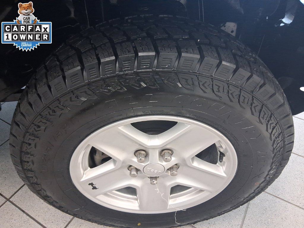 Used 2020 Jeep Gladiator Sport w/ Quick Order Package 24S AWD/4WD image 24