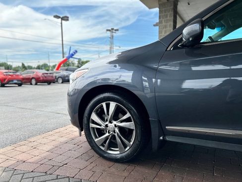 Used 2013 INFINITI JX35 AWD w/ Premium Pkg image 9