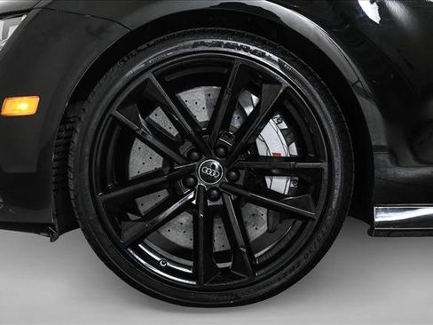 Used 2018 Audi RS 7 Performance w/ Driver Assistance Package image 24