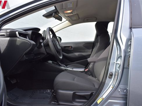 Used 2022 Toyota Corolla LE image 10
