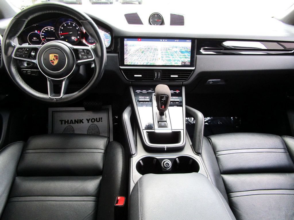 Used 2019 Porsche Cayenne AWD/4WD image 2