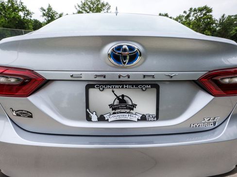 Used 2024 Toyota Camry XLE FWD image 41