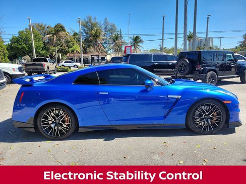 Used 2024 Nissan GT-R Premium w/ Floor Mat Package image 9