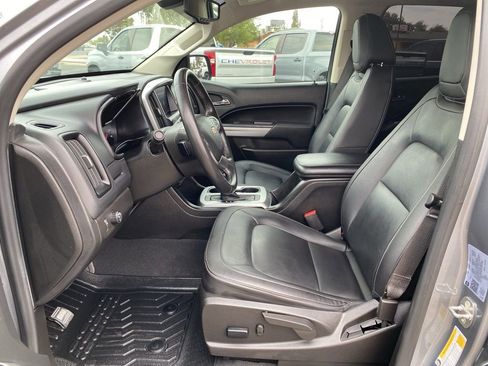 Used 2022 Chevrolet Colorado LT w/ Luxury Package RWD image 21