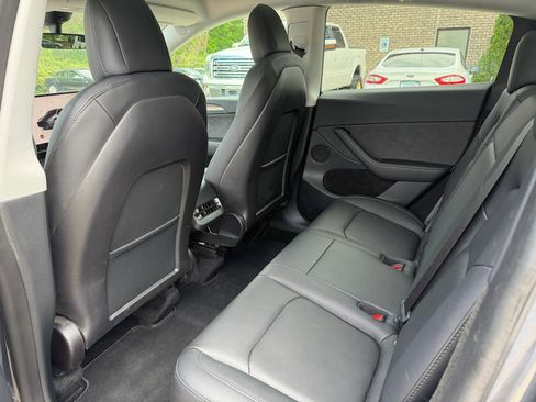 Used 2023 Tesla Model Y Long Range image 13