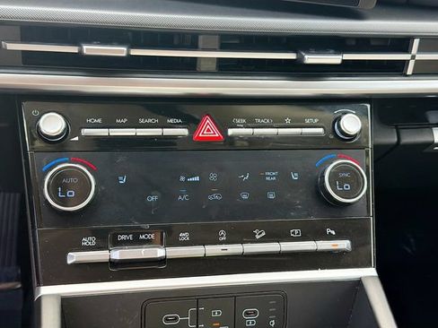 Certified 2024 Hyundai Santa Fe XRT AWD/4WD image 16