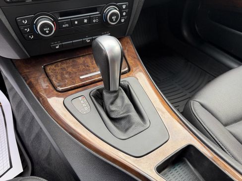 Used 2007 BMW 328xi Wagon AWD/4WD image 21