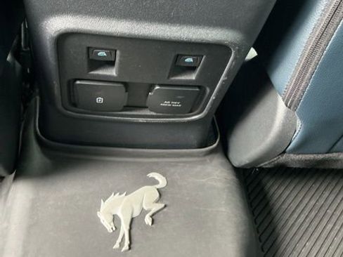 Used 2024 Ford Bronco Outer Banks image 15