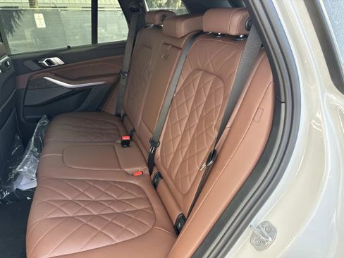 New 2026 BMW X5 xDrive40i w/ Climate Comfort Package image 14