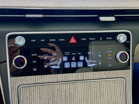 New 2026 Genesis GV80 3.5T Prestige AWD/4WD image 14