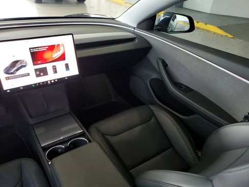 Used 2025 Tesla Model 3 Long Range RWD image 13
