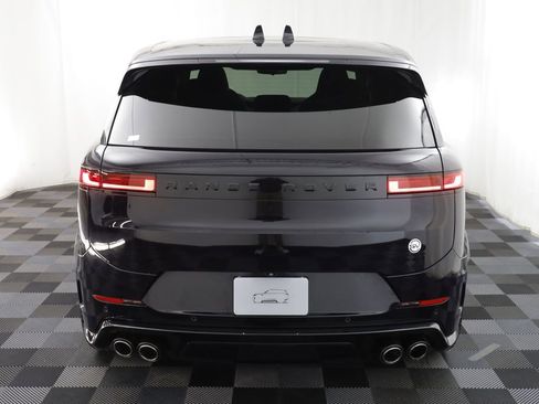 Used 2025 Land Rover Range Rover Sport SV Edition Two image 18