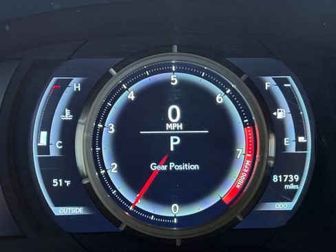 Used 2015 Lexus RC 350 w/ F Sport w/Summer Tires image 23