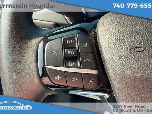 Used 2023 Ford Escape Platinum w/ Premium Technology Package AWD/4WD image 23