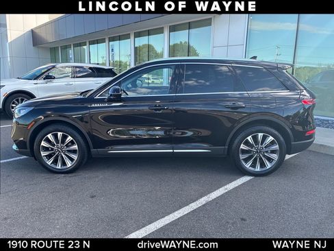 Certified 2021 Lincoln Corsair Reserve w/ Equipment Group 201A AWD/4WD image 2