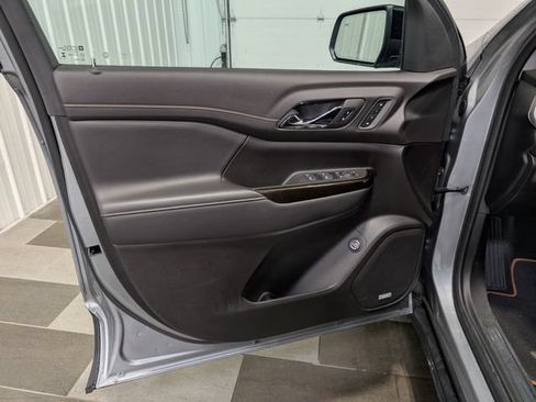 Used 2023 GMC Acadia AT4 w/ Preferred Package AWD/4WD image 13