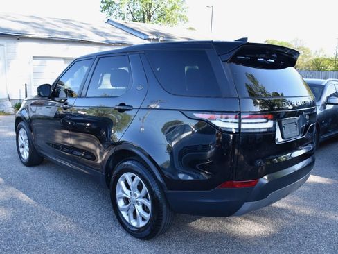 Used 2019 Land Rover Discovery SE AWD/4WD image 3