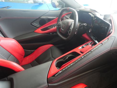 Used 2023 Chevrolet Corvette 3LT w/ Stealth Interior Trim Package image 13