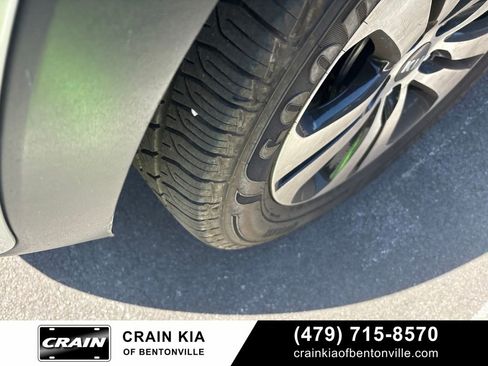 Used 2011 Kia Sportage EX w/ Premium Pkg w/Leather Seats AWD/4WD image 6