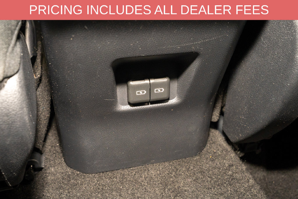 Used 2025 Toyota RAV4 XLE FWD image 7