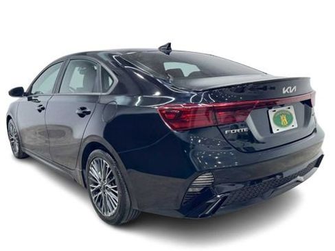 Used 2024 Kia Forte LXS FWD image 4