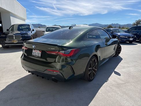 Used 2023 BMW 430i Coupe w/ M Sport Package image 4
