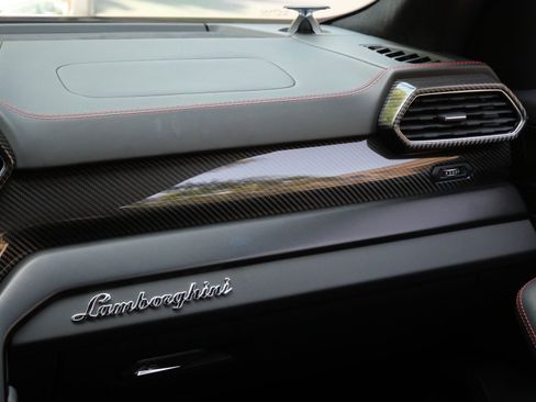 Used 2023 Lamborghini Urus S AWD/4WD image 28