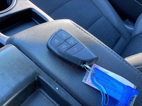 Used 2025 Chevrolet Silverado 1500 LT image 28