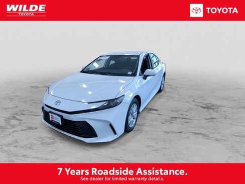 Certified 2026 Toyota Camry LE FWD image 5