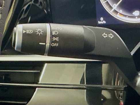 Used 2025 INFINITI QX80 Luxe image 12