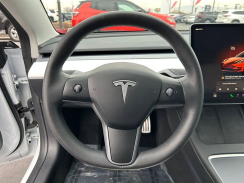 Used 2023 Tesla Model 3 Performance image 12
