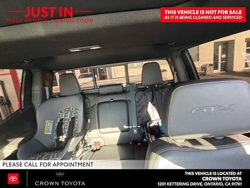 Used 2020 GMC Sierra 1500 AT4 w/ AT4 Premium Package AWD/4WD image 6