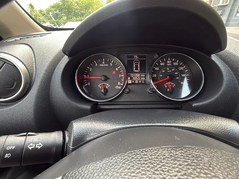 Used 2012 Nissan Rogue SL AWD/4WD image 20