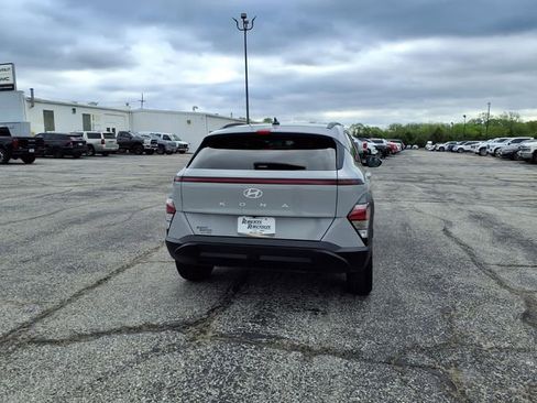 Used 2025 Hyundai Kona SEL FWD image 26