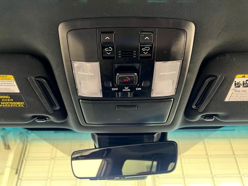 Used 2022 Lexus GX 460 Premium w/ Premium Package image 21