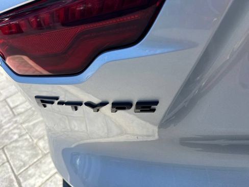 Used 2022 Jaguar F-TYPE R AWD/4WD image 9