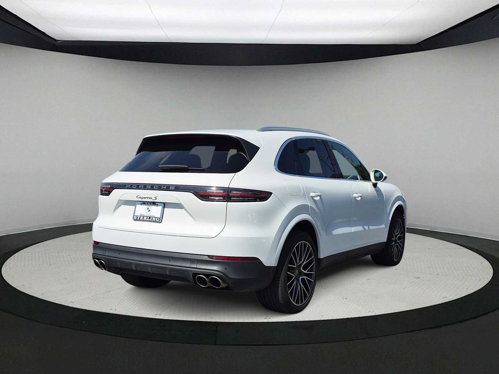 Used 2021 Porsche Cayenne S AWD/4WD image 8