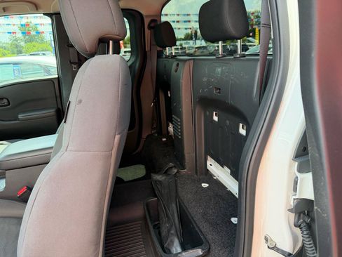 Used 2024 Nissan Frontier S w/ Technology Package AWD/4WD image 15