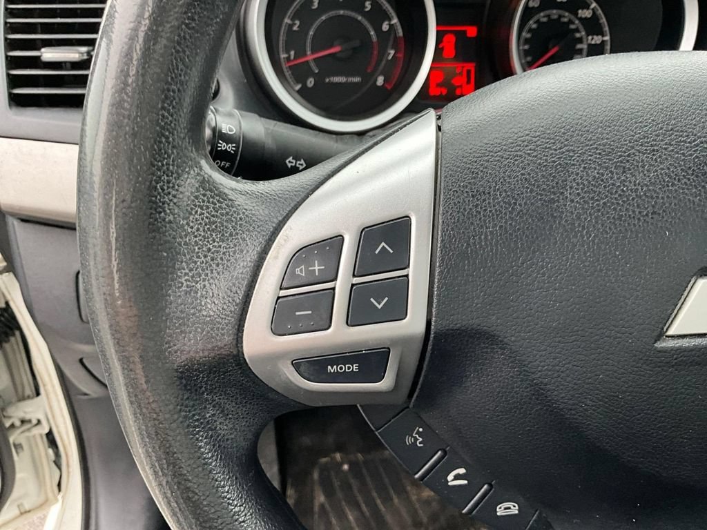 Used 2014 Mitsubishi Lancer ES FWD image 12