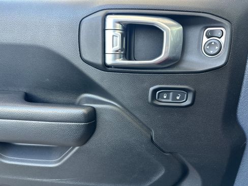 New 2023 Jeep Wrangler Sport S image 10