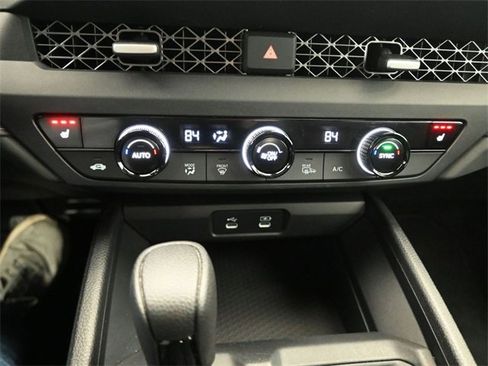Used 2023 Honda Accord EX image 18