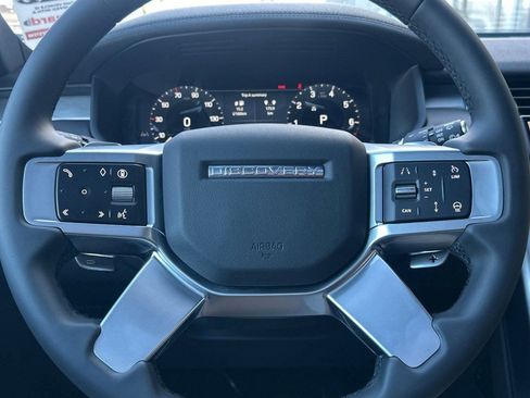 New 2026 Land Rover Discovery Limited Edition image 14
