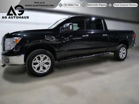 Used 2018 Nissan Titan SV AWD/4WD image 1