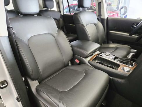 Used 2024 Nissan Armada SL w/ Captain's Chairs Package image 15