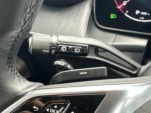 Certified 2023 Mercedes-Benz GLC 300 4MATIC image 25