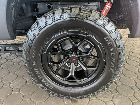 New 2025 Ford F150 XLT w/ Equipment Group 302A MID image 12