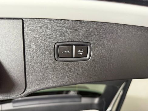 New 2026 Porsche Cayenne Coupe image 18