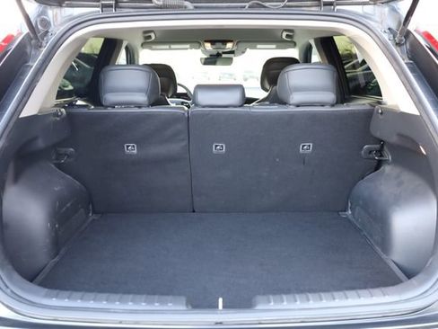 Used 2023 Kia Niro EX image 26