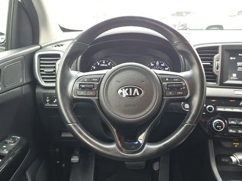 Used 2018 Kia Sportage EX AWD/4WD image 13